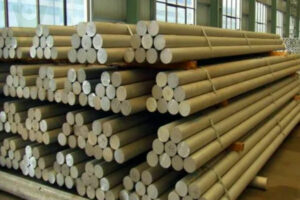 5086 aluminum round bars stacked in HXM Aluminum warehouse